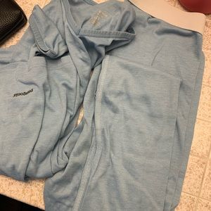 Patagonia thermals base layer set. Both size XS